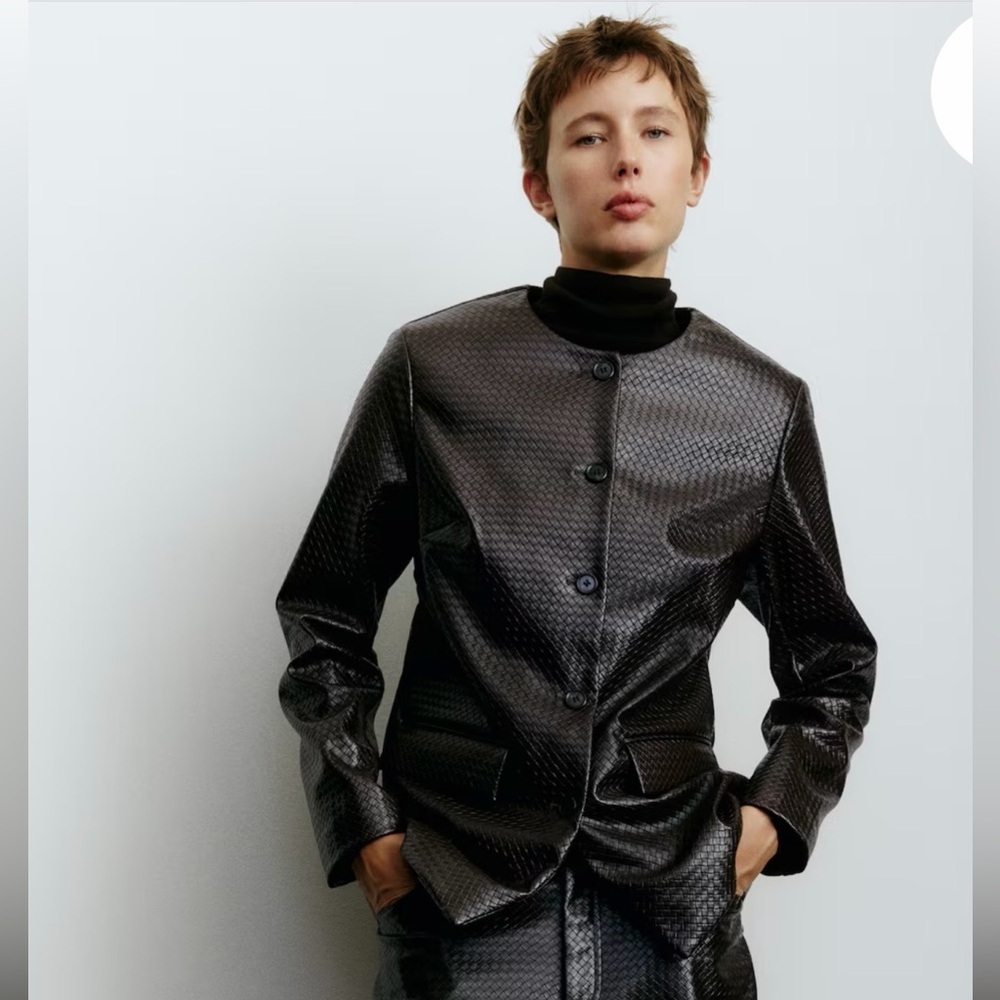 H&M COATED JACKET NWT Sz LARGE